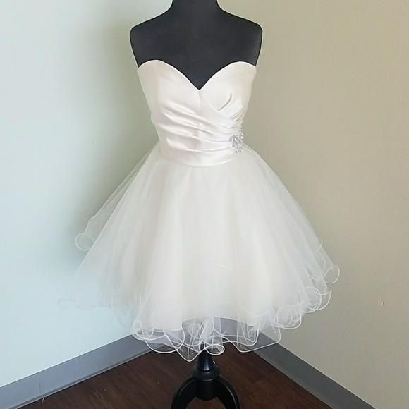 Mori Lee 9441 - Picture 1 of 4